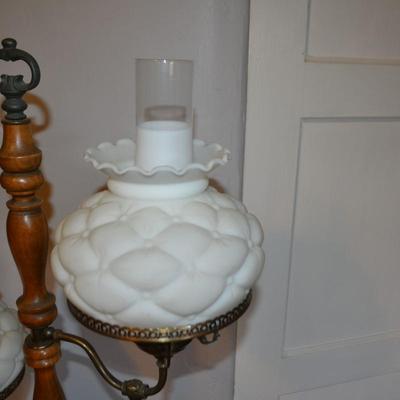 LOT 676 VINTAGE POLE  LAMP WITH TABLE