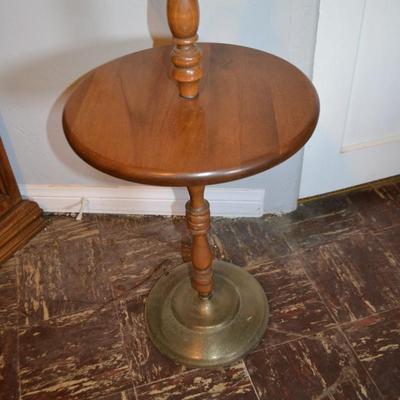 LOT 676 VINTAGE POLE  LAMP WITH TABLE