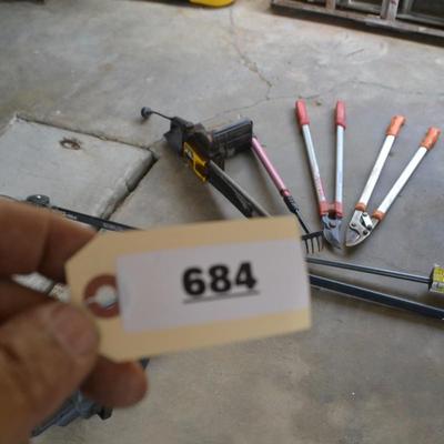 LOT 684. YARD AND GARDEN TOOLS