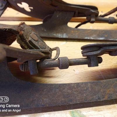 Antique Ice Skates