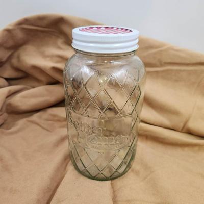 VINTAGE BETTER HOMES & GARDEN QUART JAR