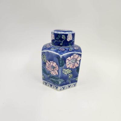 VINTAGE ORIENTAL FLORAL GINGER JAR W/ LID