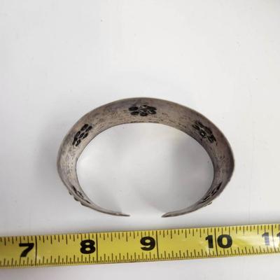 HANDCRAFTED STERLING SILVER BRACELET