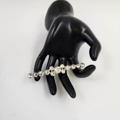 VINTAGE SILVERTONED RHINESTONE BROOCH