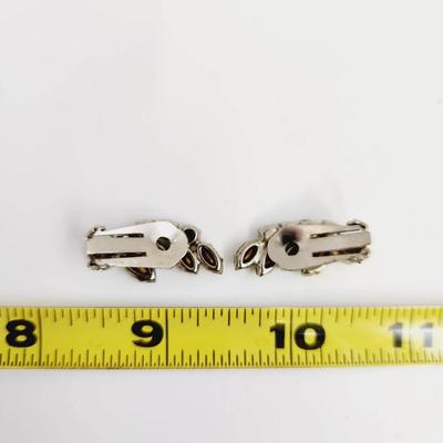 VINTAGE CLEAR RHINESTONE CLIP ON EARRINGS