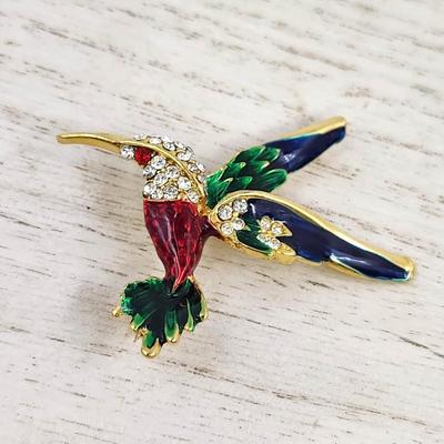 JEWELED GOLD TONED HUMMINGBIRD BROOCH