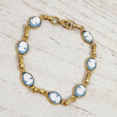 VINTAGE BLUE & WHITE CAMEO GOLD TONED BRACELET