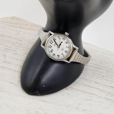 VINTAGE WOMANS TIMEX INDIGLO STRETCH WATCH