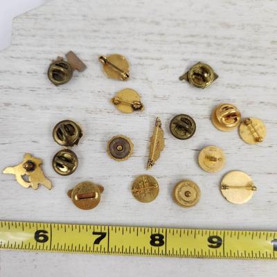 LOT OF GOLD TONED & GOLD PLATED PINS BUNDLE