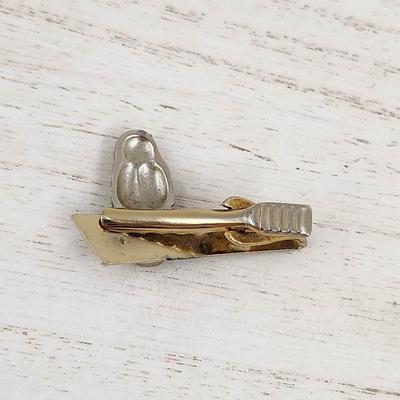 VINTAGE GOLD TONED OWL TIE CLIP