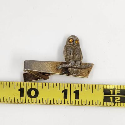 VINTAGE GOLD TONED OWL TIE CLIP