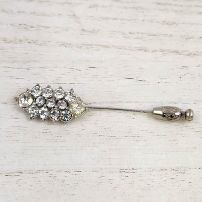 ANTIQUE SILVERTONED & CLEAR RHINESTONE LAPEL PIN
