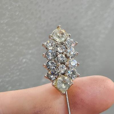ANTIQUE SILVERTONED & CLEAR RHINESTONE LAPEL PIN