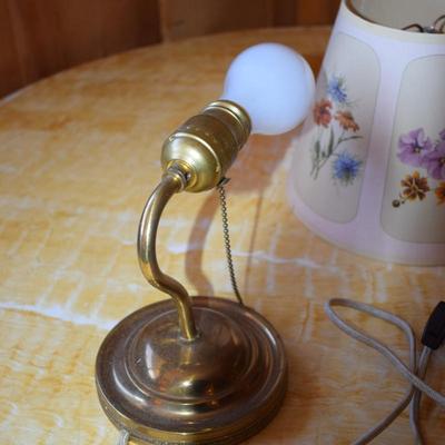 Two Vintage brass wall sconce lamps