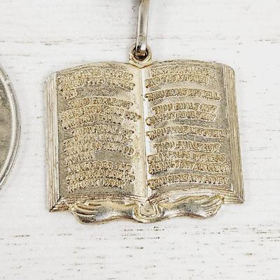 10 COMMANDMENTS & LORDS PRAYER CHARM & GOLD TONED CHAIN BRACELET