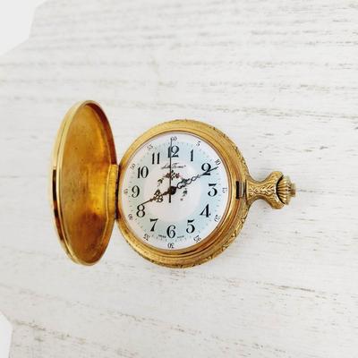 SETH THOMAS GOLD TONED COLLECTIBLE POCKET WATCH