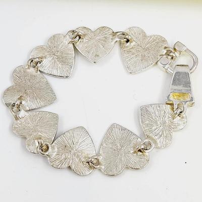 BEAUTIFUL HEART LINKED SILVER TONED HINDGED CLOSURE BRACELET