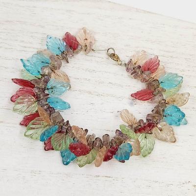 FANTASTIC GLASS LEAF HANDCRAFTED BRACELET