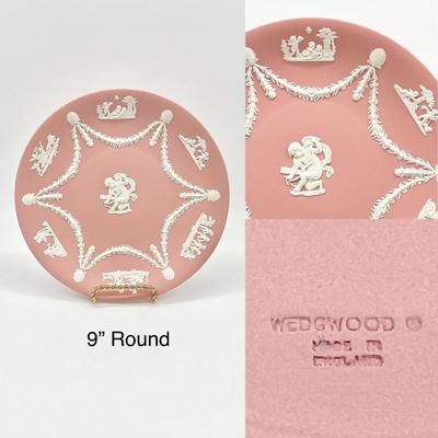 WEDGWOOD ~ Assortment Of Four (4) Decorative Plates