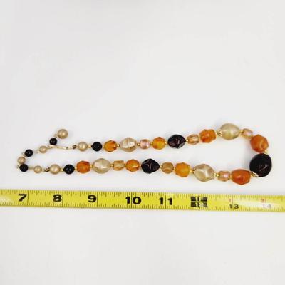 VINTAGE TRI COLORED BEADED NECKLACE