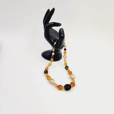 VINTAGE TRI COLORED BEADED NECKLACE