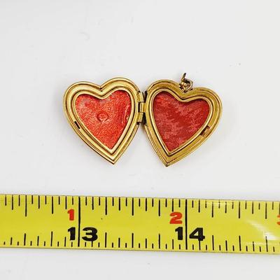 MOTHER OF PEARL HEART SHAPED GOLD TONED LOCKET