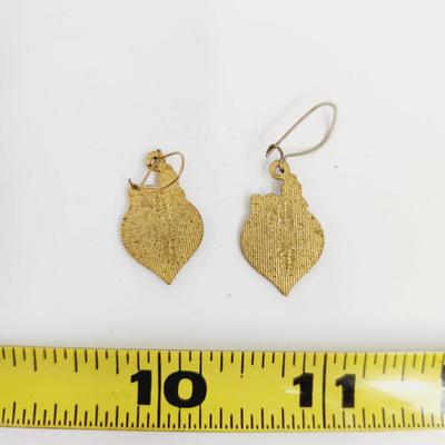 VINTAGE SNOOPY HEART GOLD TONED HANGING EARRINGS