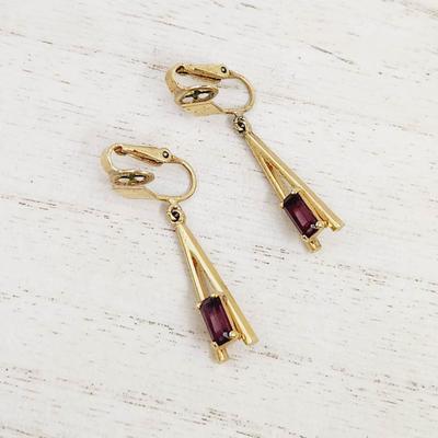 VINTAGE AVON AMETHYST GOLD TONED HANGING EARRINGS