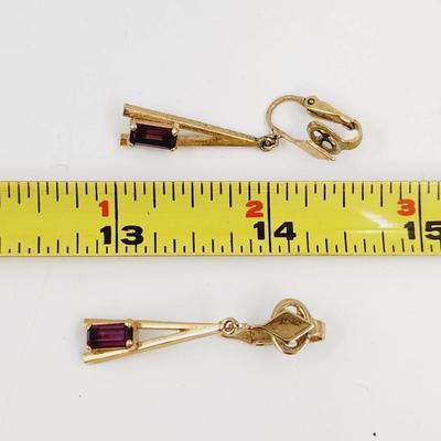 VINTAGE AVON AMETHYST GOLD TONED HANGING EARRINGS