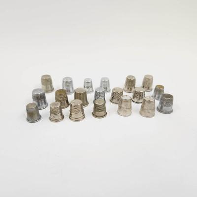 VINTAGE 20 PC BUNDLE OF THIMBLES