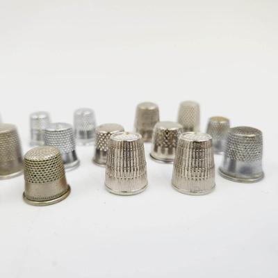 VINTAGE 20 PC BUNDLE OF THIMBLES