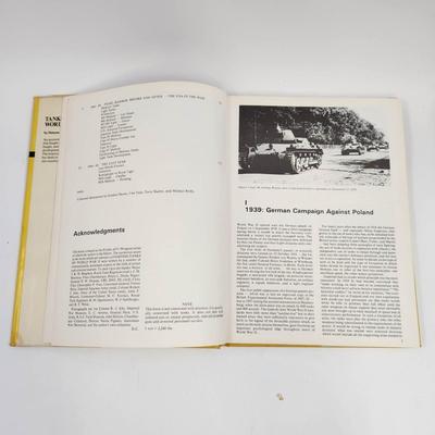 TANKS OF WW2 BY DUBCAN CROW HARDBACK BOOK