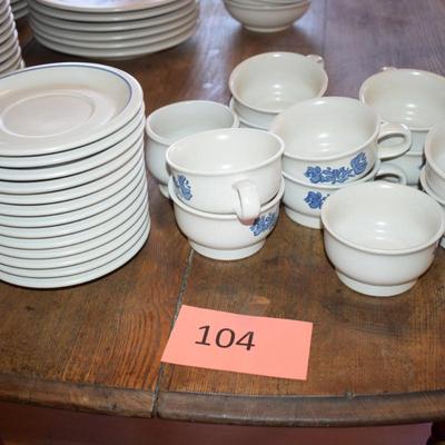 Pfaltzgraff Yorktown Cups and saucers