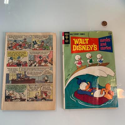 #147 Vintage Disney Donald Duck Comics