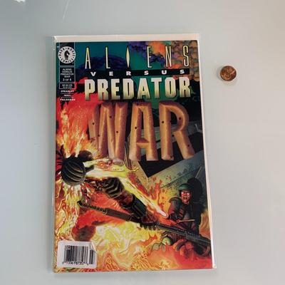 #153 Aliens Versus Predator War Comic #3 of 4
