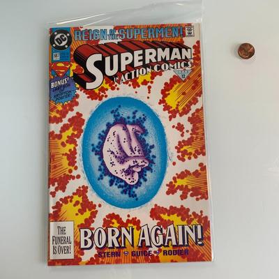 #289 Superman Comics #687 Reign of The Supermen