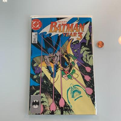 #366 DC Batman Comic #438