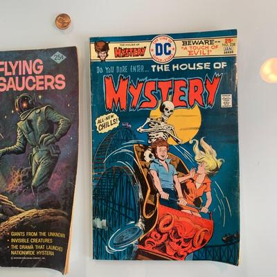 #479 UFO Flying Saucers and The House of Mystery Comic