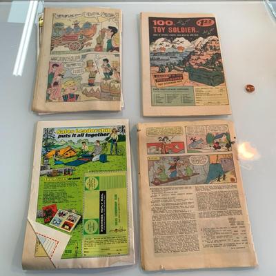#493 Walt Disney and Bugs Bunny Comics