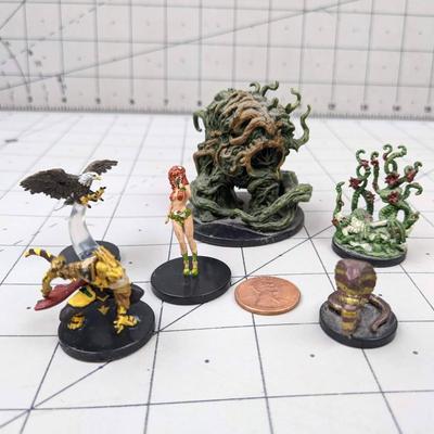 #539 DND Jungle Of Despair Figure: Shambler, Eagle, Serpentfolk Wizard, Dryad, Metal Cobra and Creeper Vine