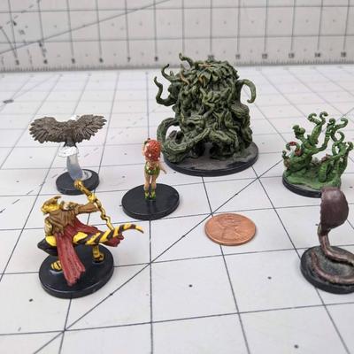 #539 DND Jungle Of Despair Figure: Shambler, Eagle, Serpentfolk Wizard, Dryad, Metal Cobra and Creeper Vine