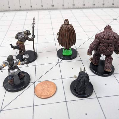 #540 DND Dungeons Deep:  Dwarf Sundering Axe, Gnoll Warrior, Cruel Conjurer, Nuglum Gremlin and Sasquatch