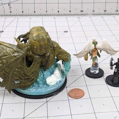 #542 DND Figure Set DF: Star-Spawn of Cthulhu, Thrune Enforcer, Celestial Trumpeter