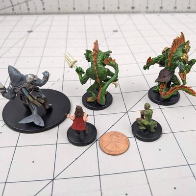 #548 DND Skull & Shakles Figures