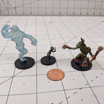 #550 DND Shattered Star Figures