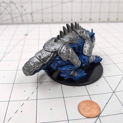 #565 DND Figure: Armored Guulvorg