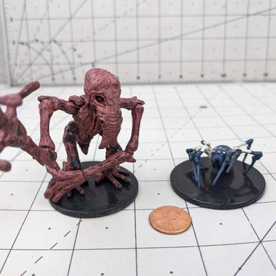 #570 DND Figure: Molator and Phase Spider