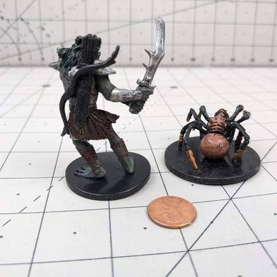 #577 DND Figures: War Troll and Blade Spider