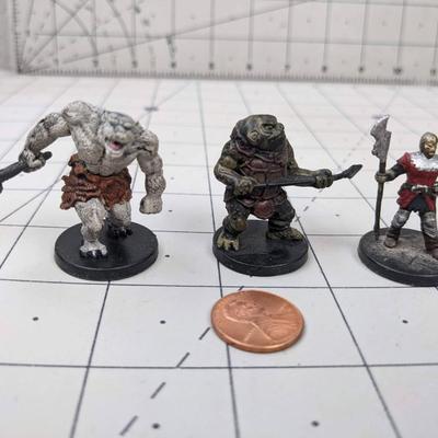 #589 DND Figures: Quaggoth Slave, Bullywug Thug and Guard
