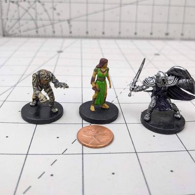 #590 DND Figures: Guardian Mummy, Yuan-Ti-Pureblood and Zhent Solider